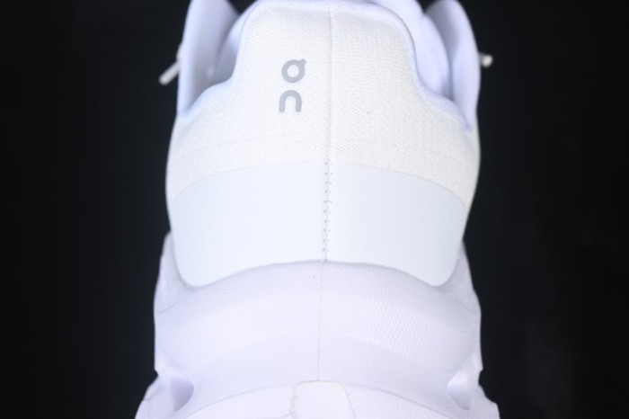 On Cloudtilt Lightweight Cushioned Low-Top Urban Commute Running Shoes - White White