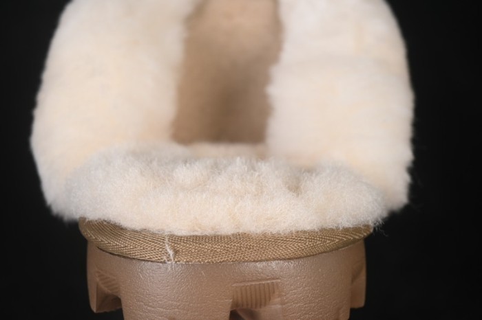 UGG Slipper Evolution Comfortable Flat Closed-Toe Slippers - 1180