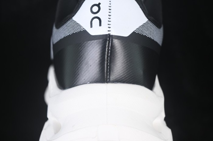 On Cloudtilt Comfortable Anti-Slip Durable Low-Top Casual City Commuting Running Shoes - Black White