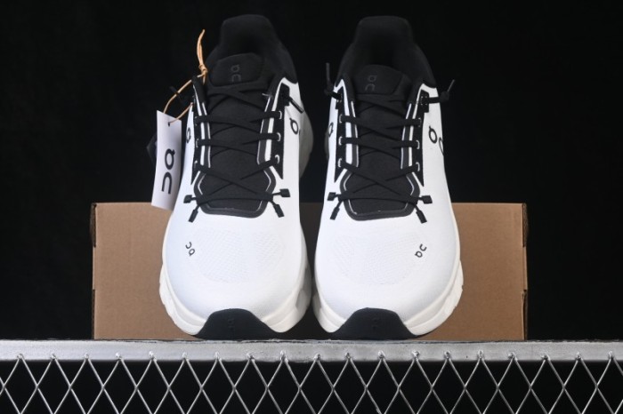 On Cloudtilt Comfortable Anti-Slip Durable Low-Top Casual City Commute Running Shoes - 3ME10103254 White Black