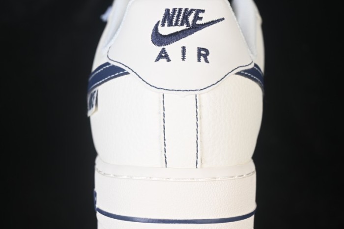 Nike Air Force 1'07 Low Casual Skate Shoes - DN9688-111