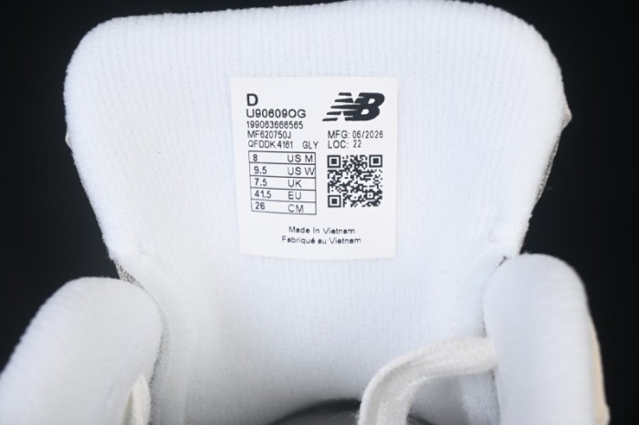 New Balance 9060 Retro Casual Running Shoes - U90609OG