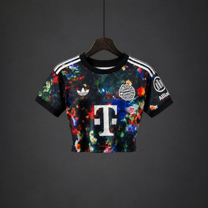 26/27 Bayern Munich Oktoberfest Version Women Crop Jersey