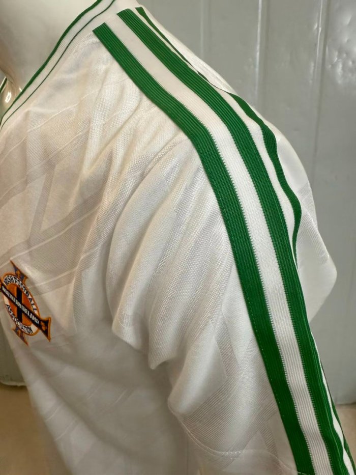 Retro 1986 Northern Ireland Away White Jersey