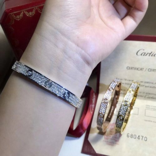 bangle bracelet  jewelry ,  with box,  J42