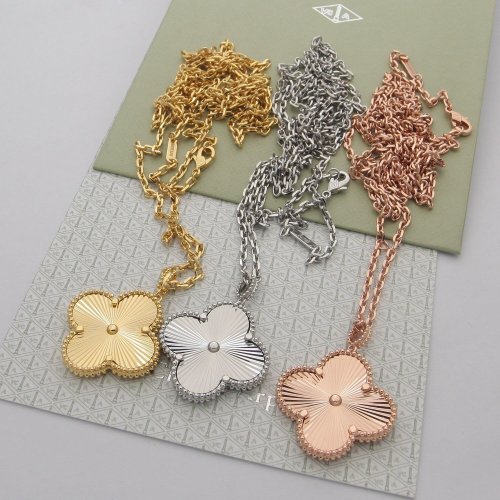 necklace  jewelry ,with box,  J25