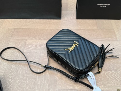 Split leather bag ,3A , size 22x15cm,no box,  B68-83
