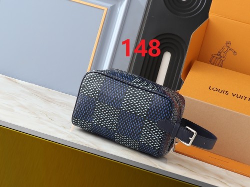 Leather bag ,5A ,size 23x13x12cm,no box,  B75-148