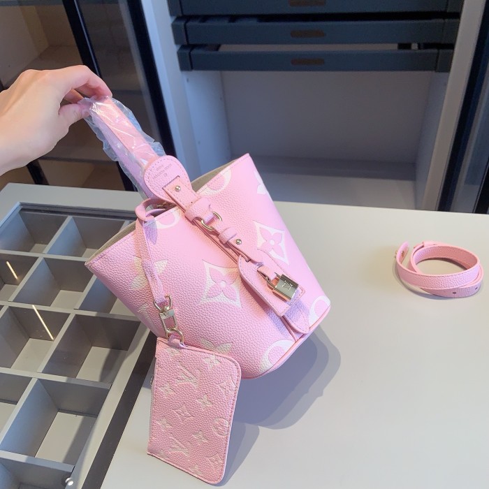 Split leather bag a set,3A ,no box,  B75-223