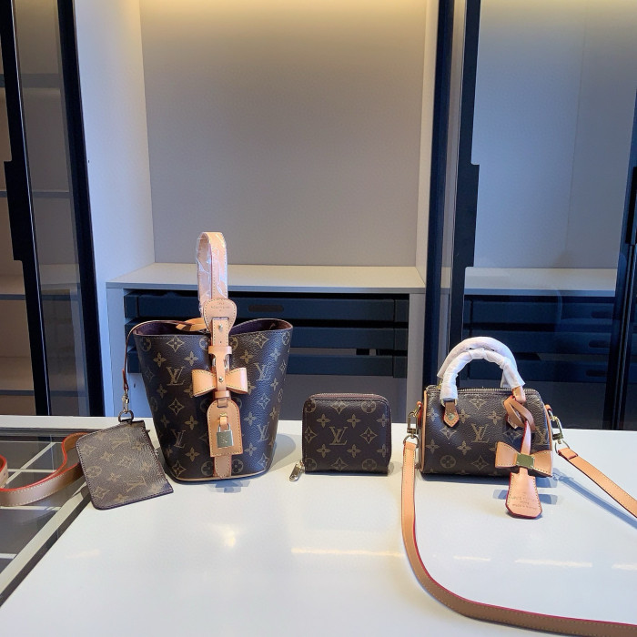Split leather bag a set,3A ,no box,  B75-222