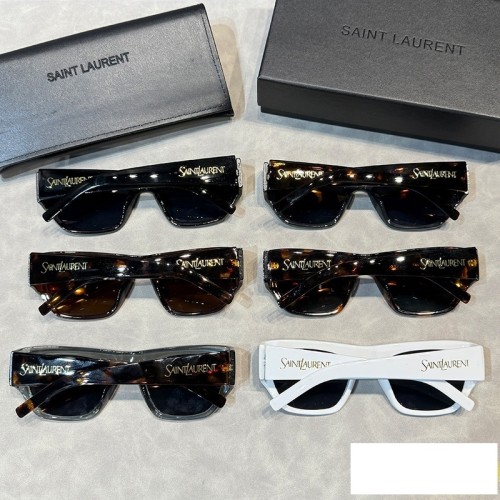 Blue light blocking sunglasses with the box and case ,G25-1490-1495