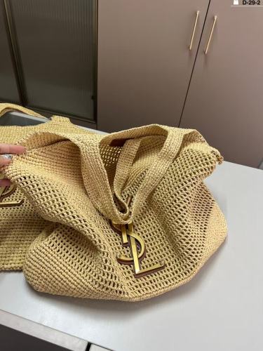 Straw TOTE  bag ,5A , size 44*46cm,no box,  B110-287