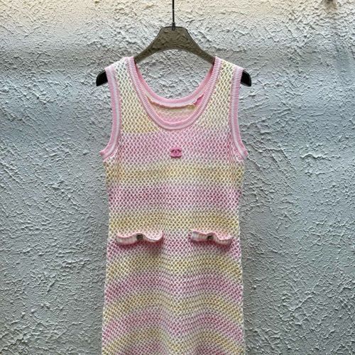 Striped knitted embroidered  dress for women，CL50-17