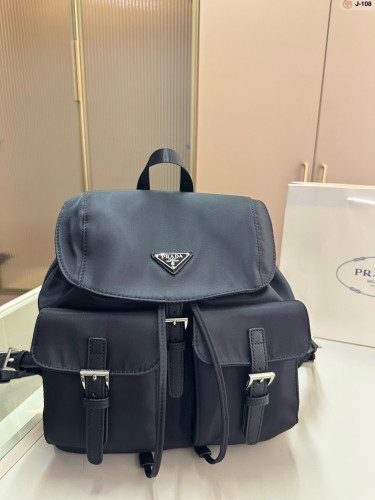 Nylon bag ,4A ,size 29x15x26 cm,no box,  B75-271-272