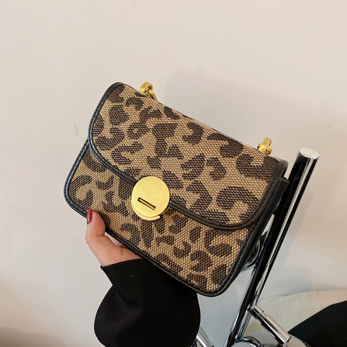 bag 8352