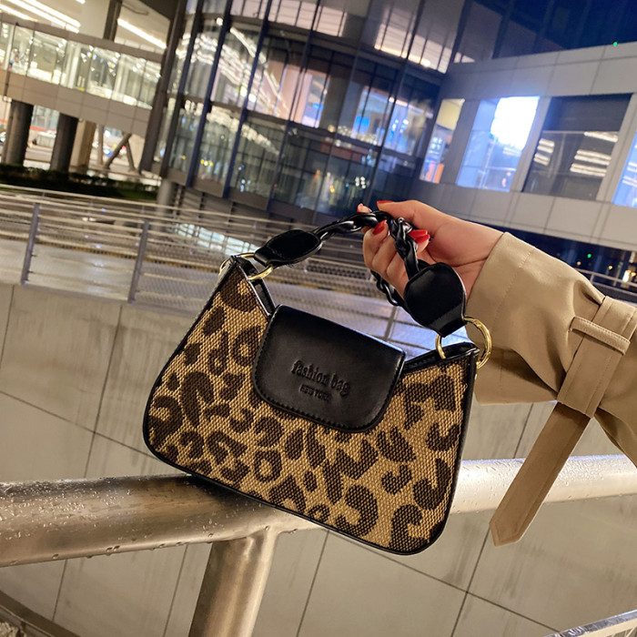 bag 8353