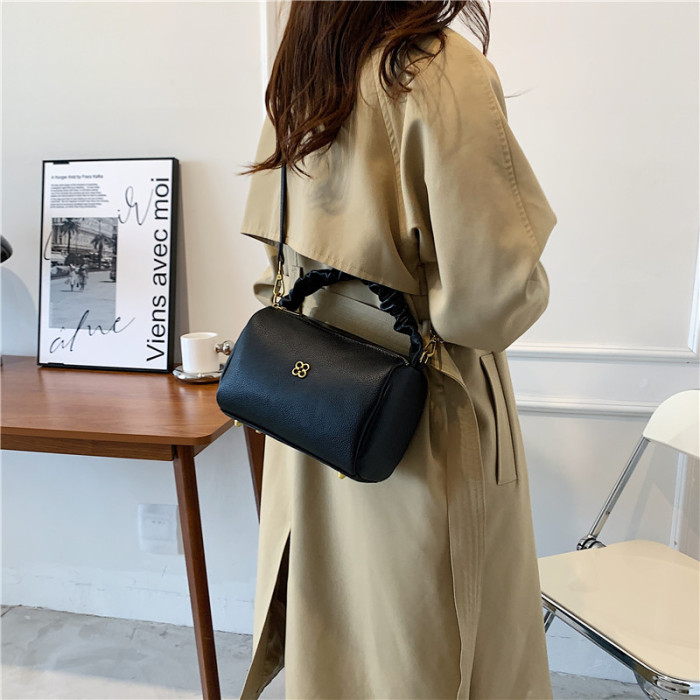 bag 1833