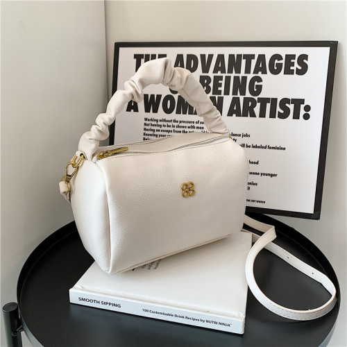 bag 1833