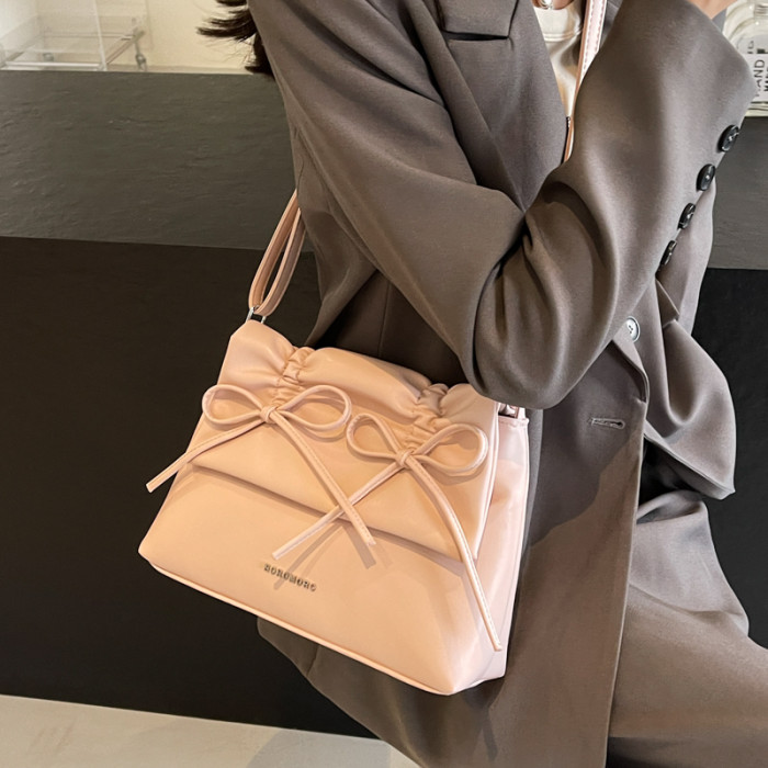 bag 8200