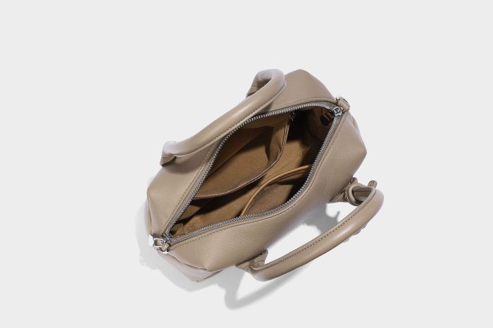 BAG A8606