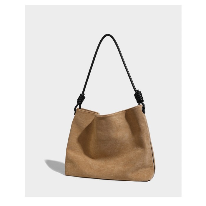 BAG A7882
