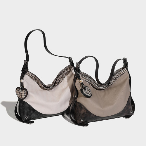 BAG A8557