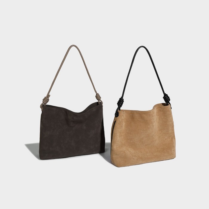 BAG A7882