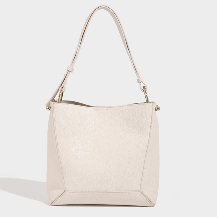 BAG A8680