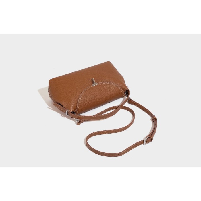 BAG A8675