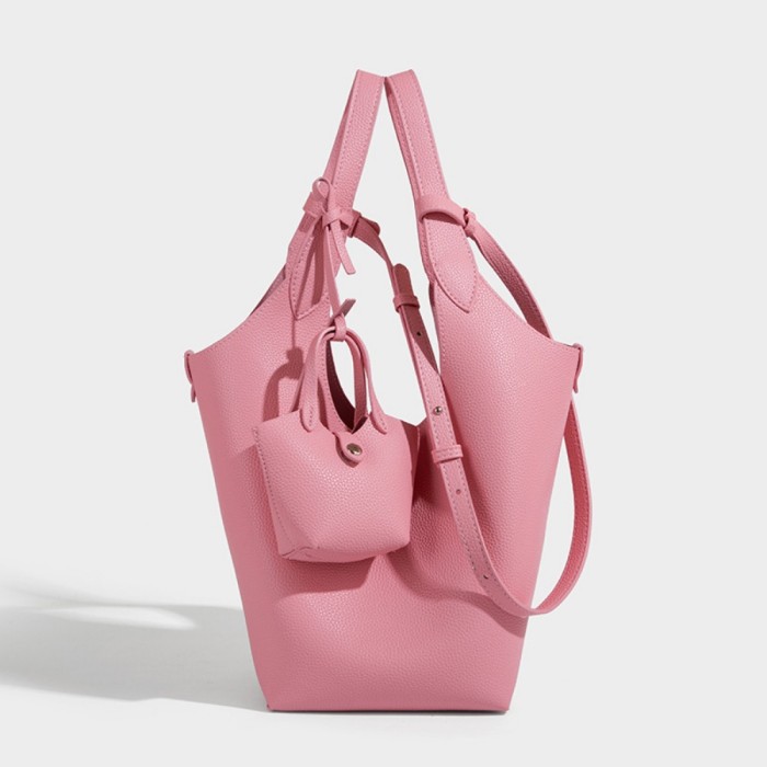 BAG A8635