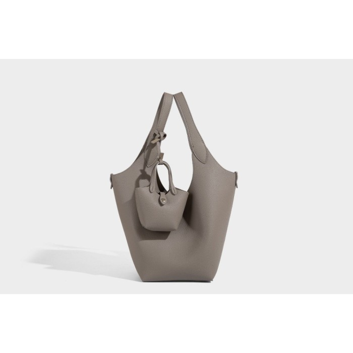 BAG A8635