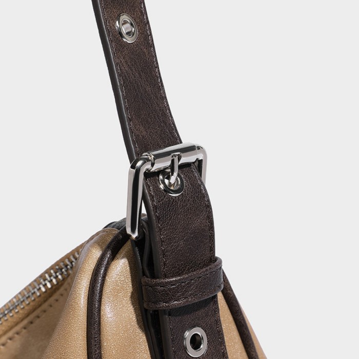 BAG A8558