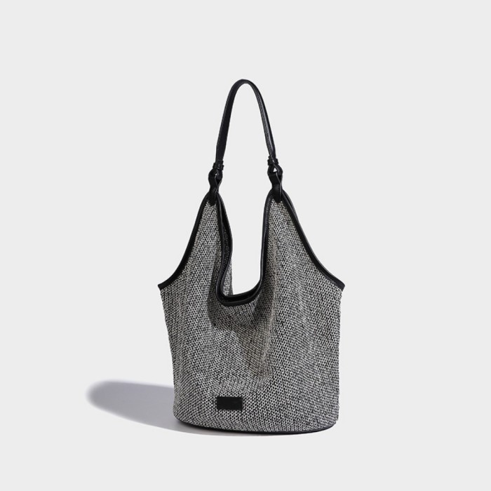BAG A8227