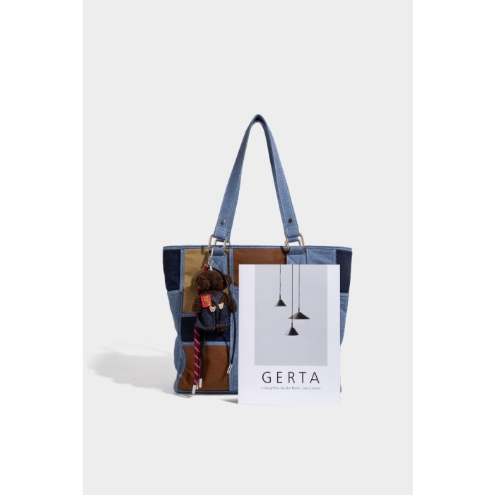 BAG A8696