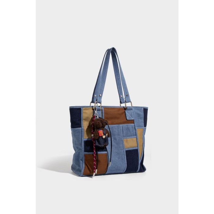 BAG A8696