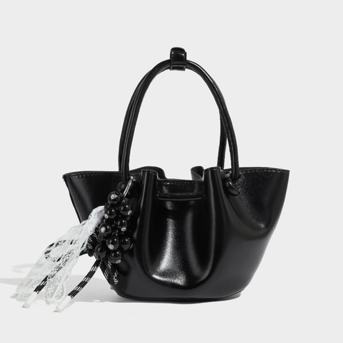BAG A8692