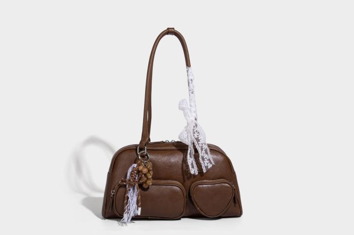 BAG A8682