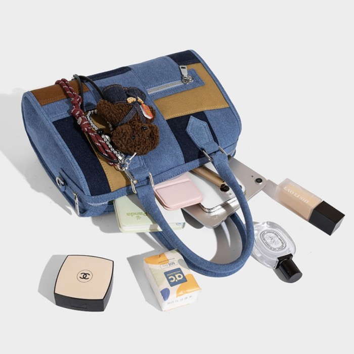 BAG A8699