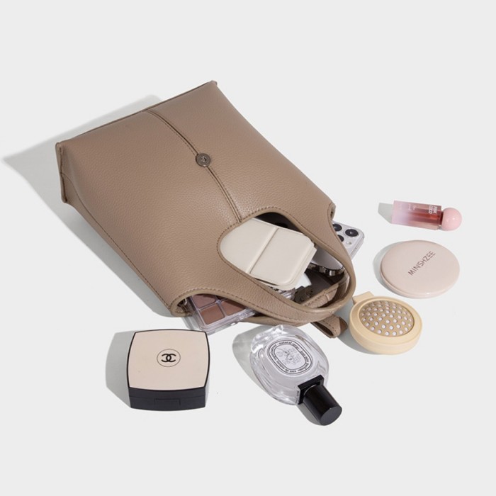 BAG A8718