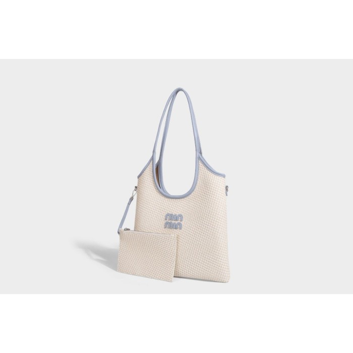 BAG A8738