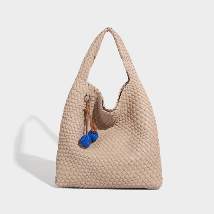 BAG A8733