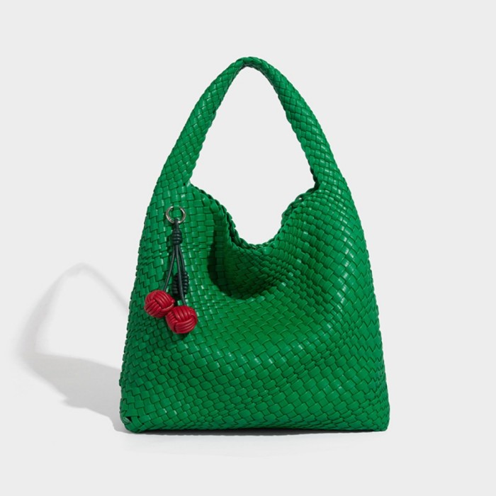 BAG A8733