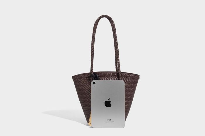 BAG A8757