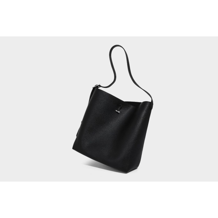 BAG A8835