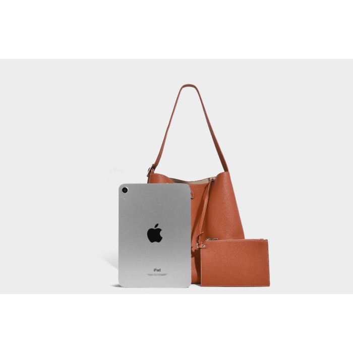 BAG A8835