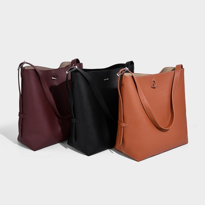 BAG A8835