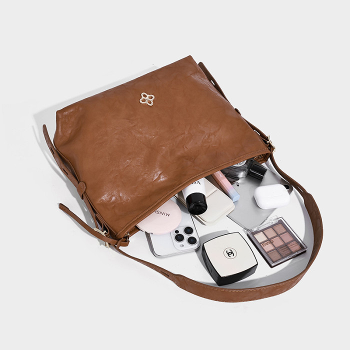 BAG A8821