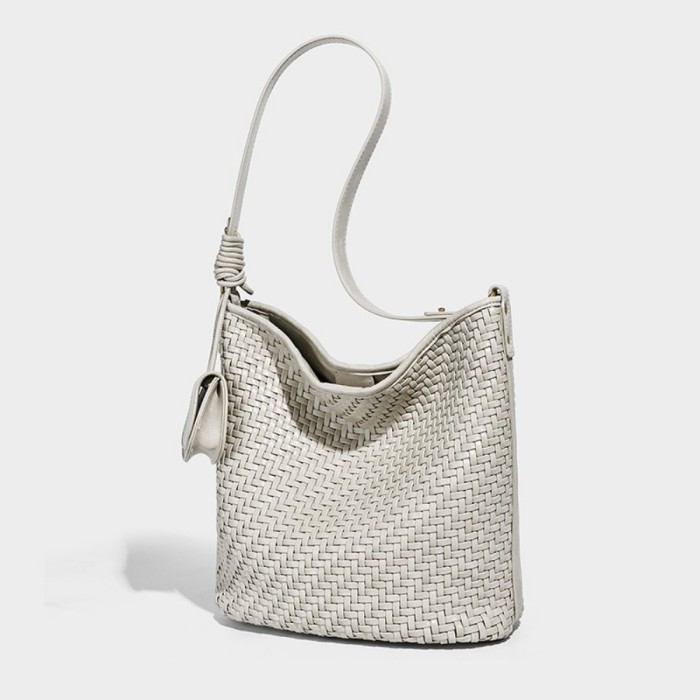 BAG A8858