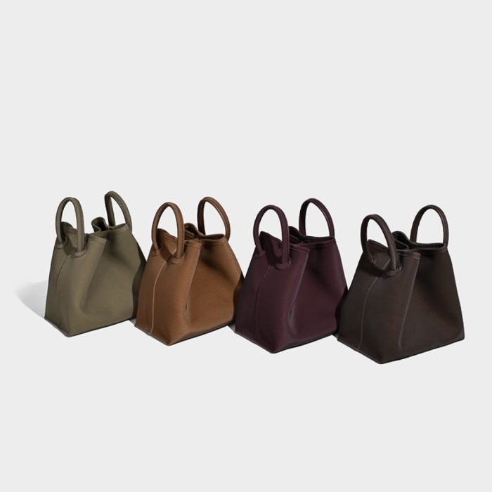 BAG A8879