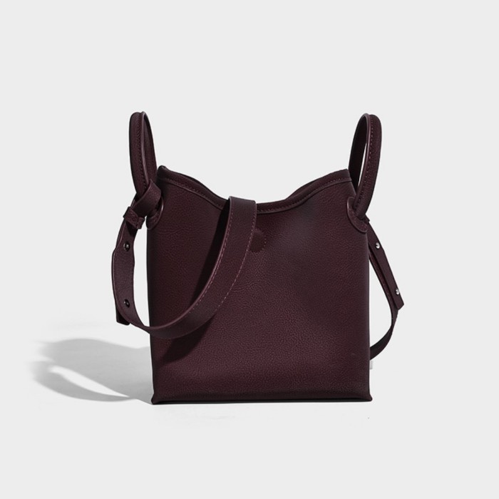 BAG A8879